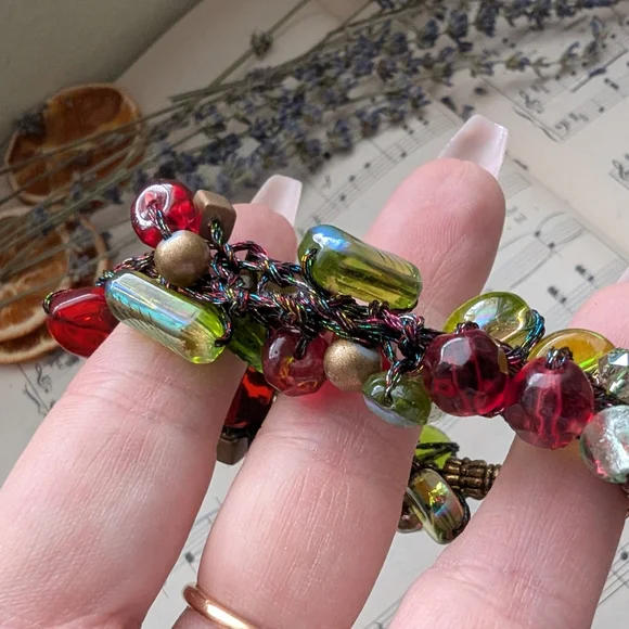 Colorful Beaded Bracelet - Picture 7 of 11